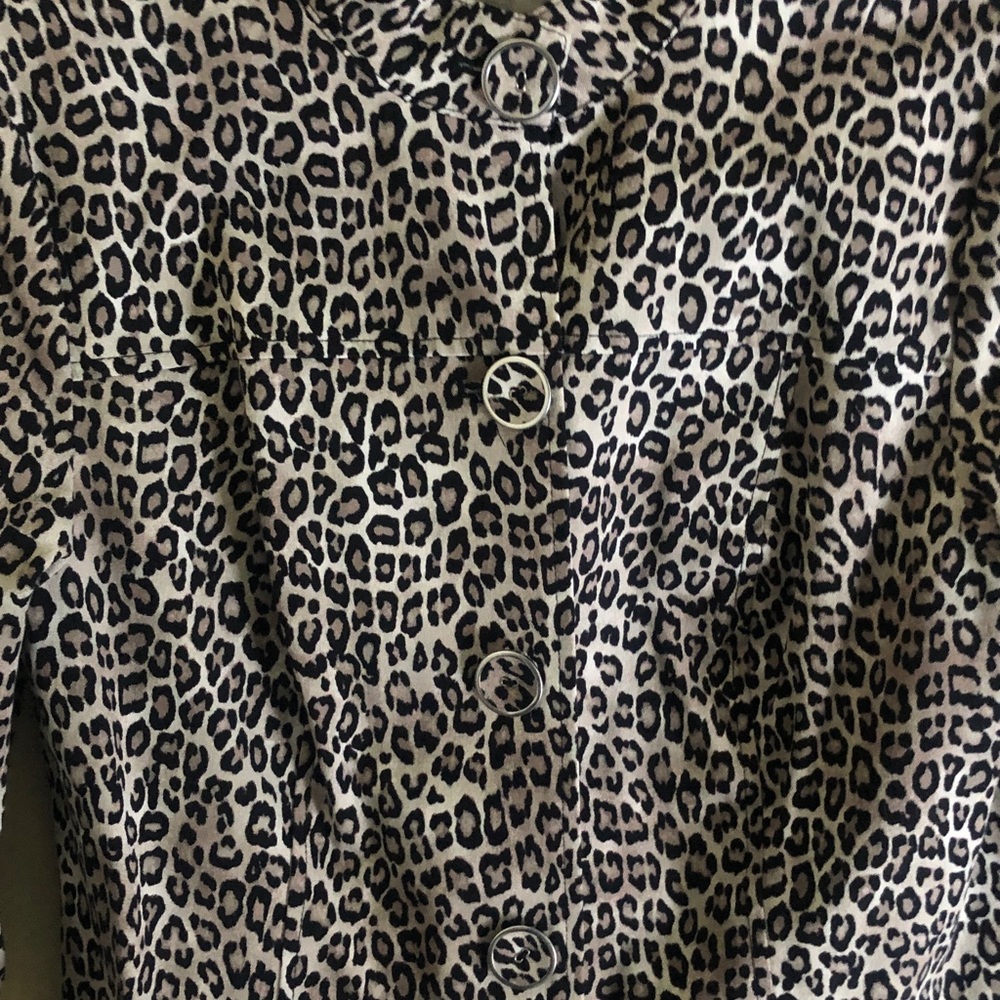 NWOT Leopard Print Button-Up Jacket - image 2